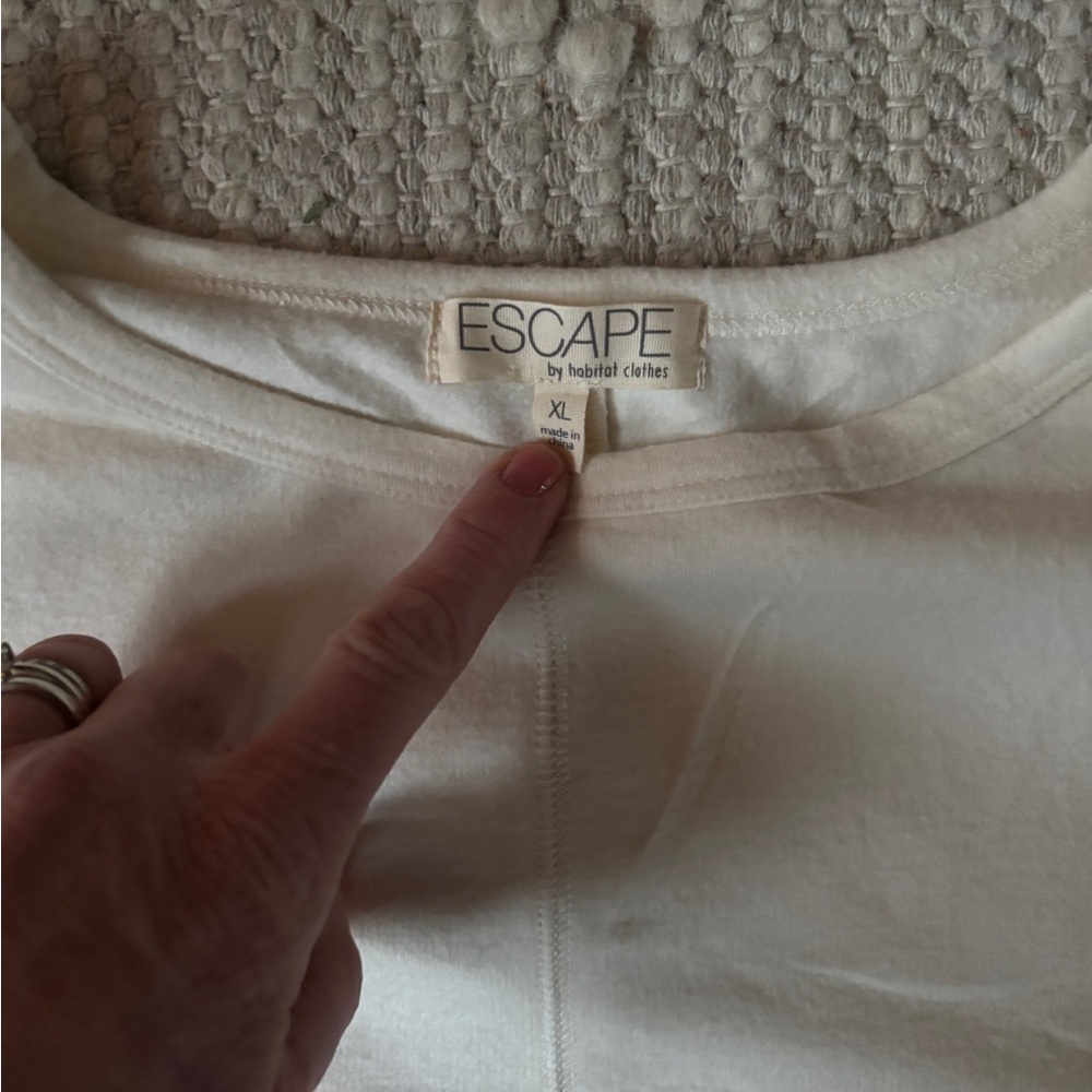 New with tags XL Escape by Habitat crew neck cream sweater shirt tunic top. - Picture 2 of 4